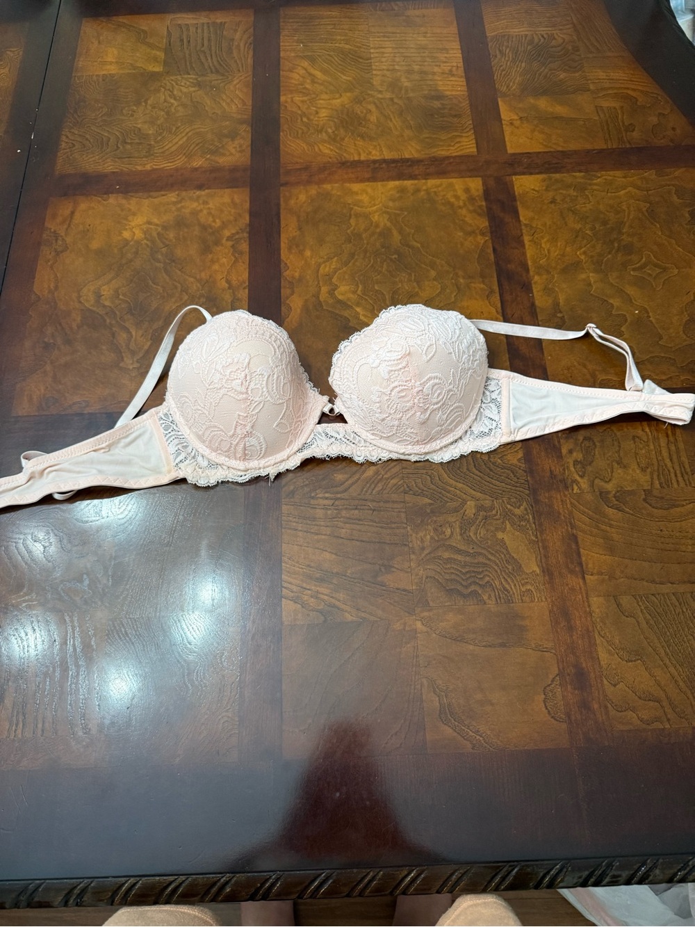 Marilyn Monroe Lace Push-Up Bra - Pale Pink
